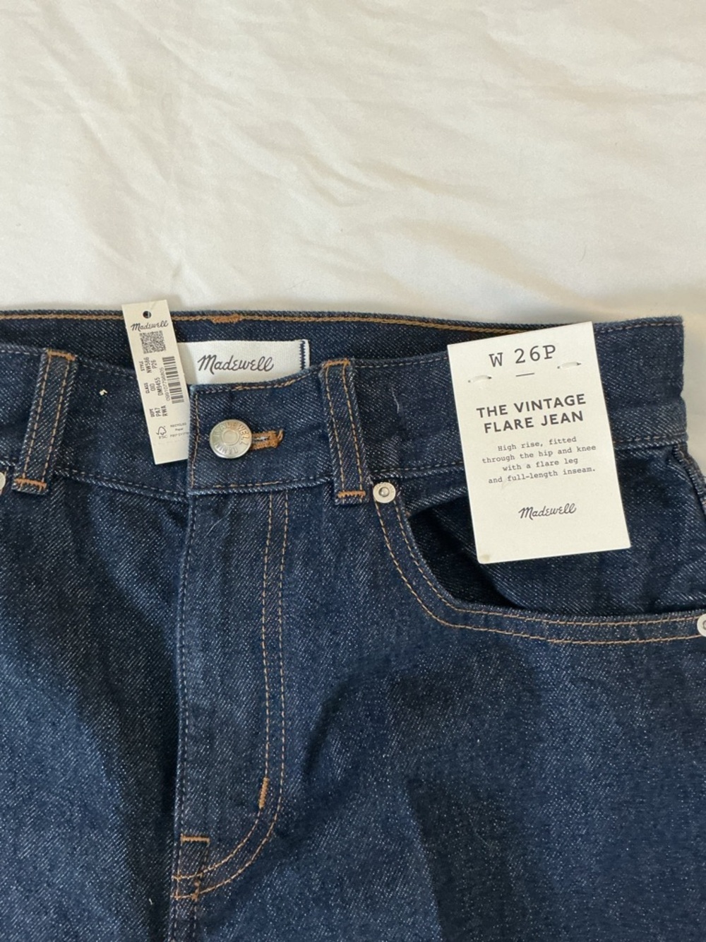 Madewell The Vintage Flare Jean – 26P Petite Dark Wash High Rise Flare NWT - Picture 2 of 9